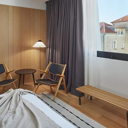 Briig Boutique 4*